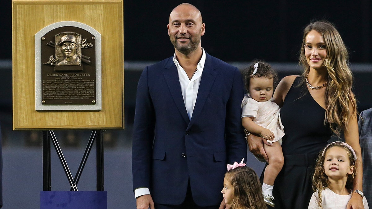 Derek Jeter with his family