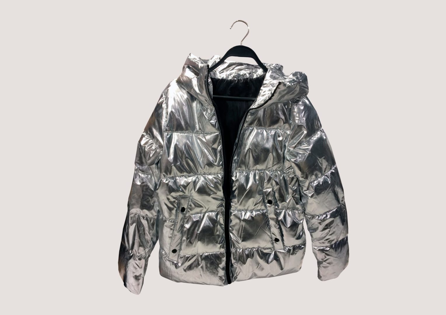 Look why these puffer jackets re-entered the fashion scene